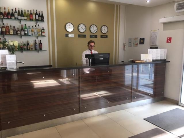 Optima Kherson Extérieur photo